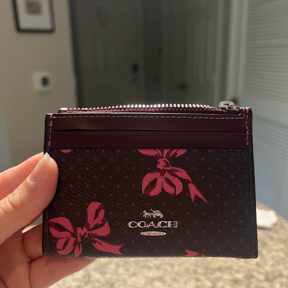 Coach Women's Burgundy and Pink Card Holder - Picture 1 of 4
